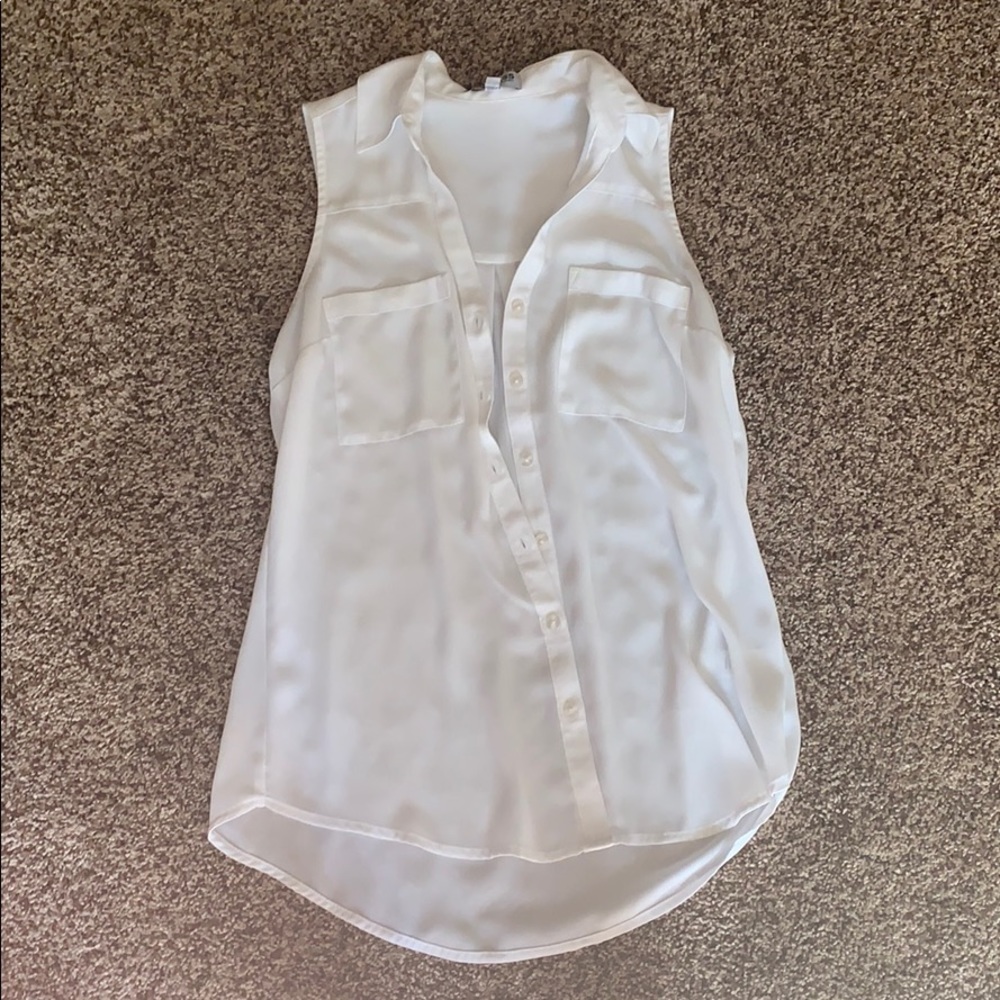 Express White Portofino sleeveless blouse